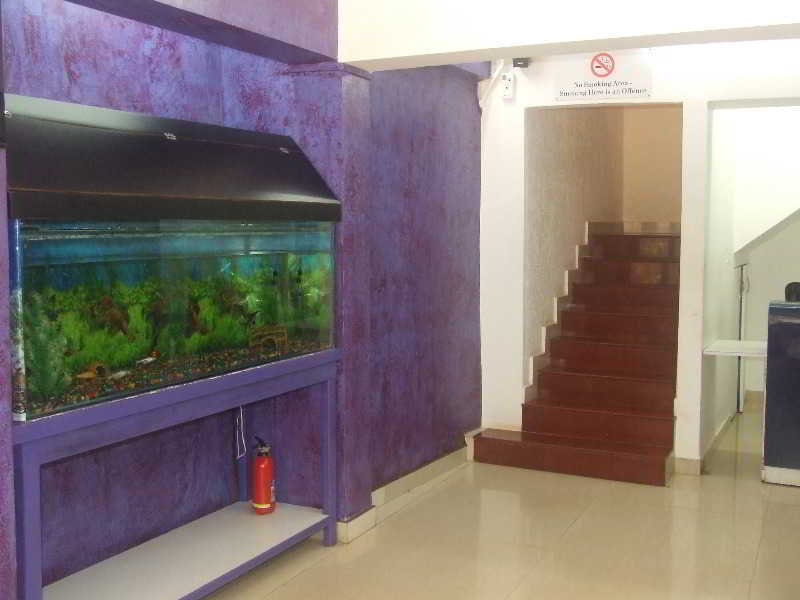 Hotel Brisa Marina Caranzalem Bagian luar foto